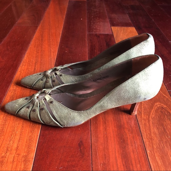Gorgeous NWT Kenneth Cole Kitten Heels Green Suede Precise Cut Size 6 1/2 - Picture 4 of 13